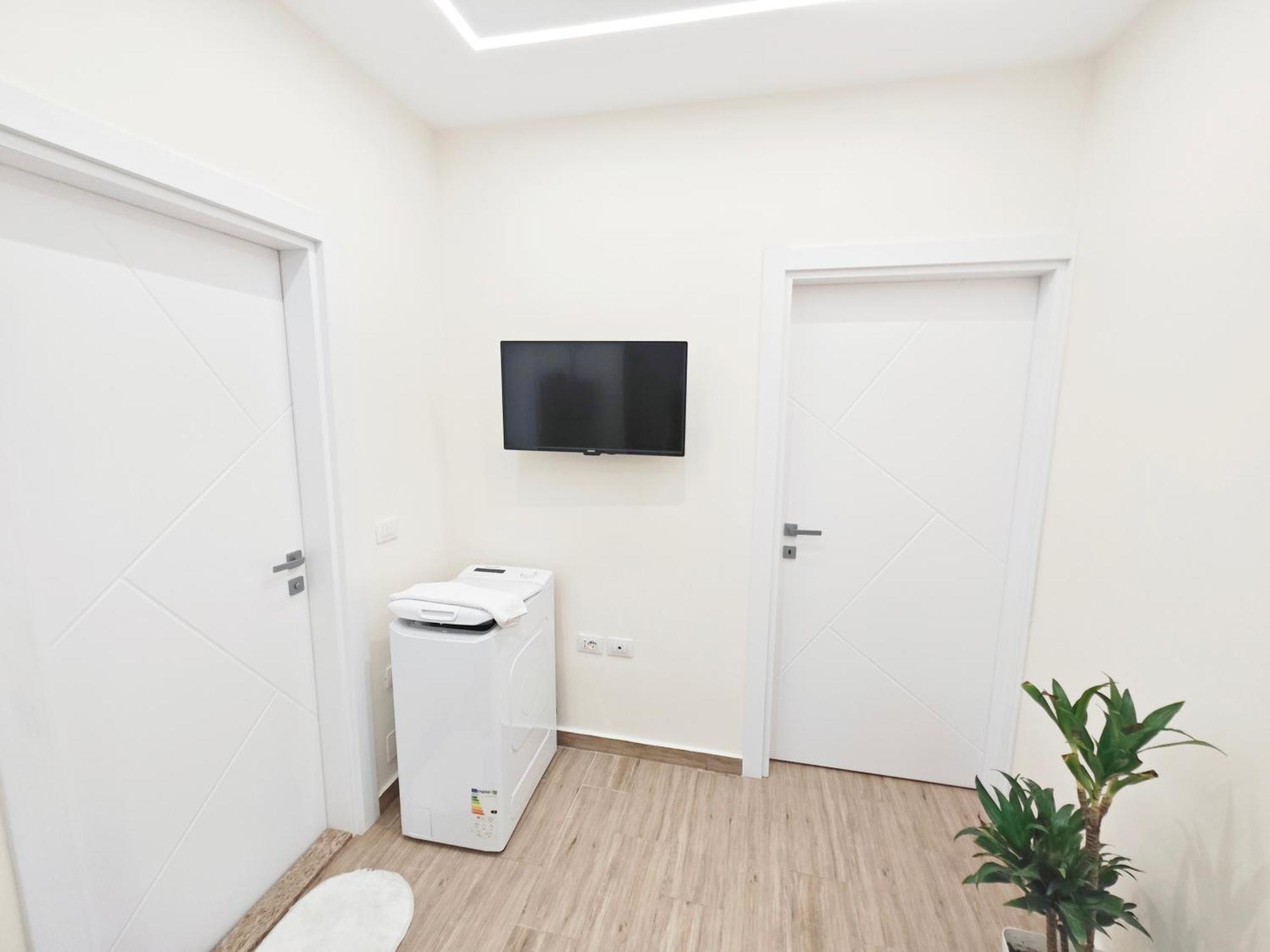 New Apartment Close To Sea And Downtown Avlonya Dış mekan fotoğraf